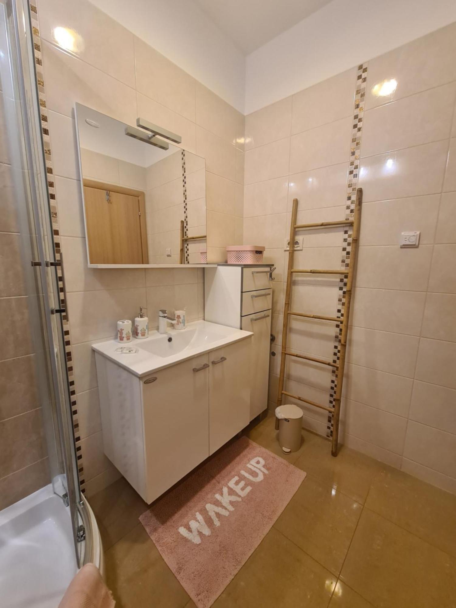 Apartment Marangunija مالينسكا الغرفة الصورة
